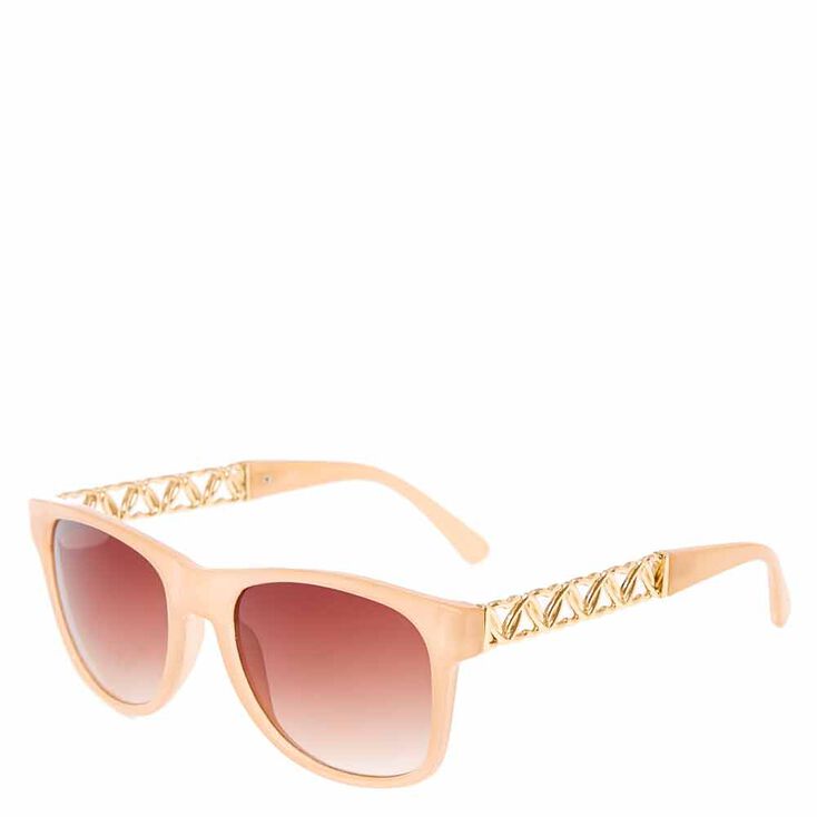 Retro Nudge Heart Chain Sunglasses,