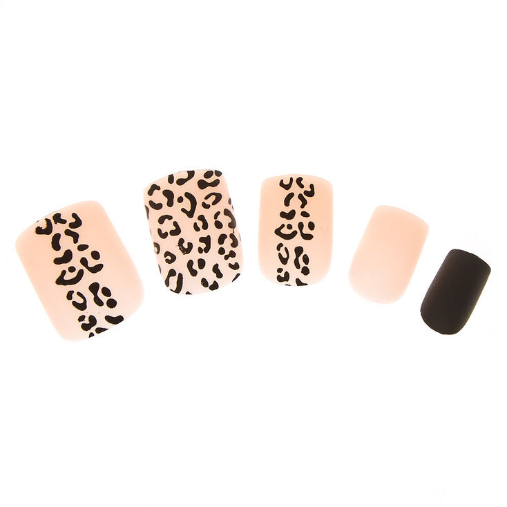 Matte Leopard Instant Nails,