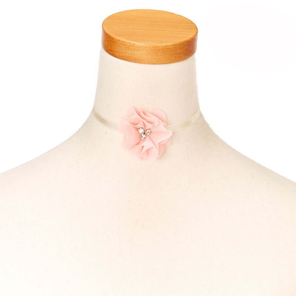 flower choker