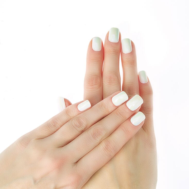Iridescent White Instant Nails,