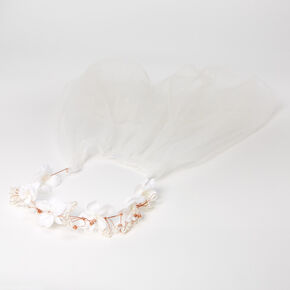 White Floral And Pearl Garland Veil,