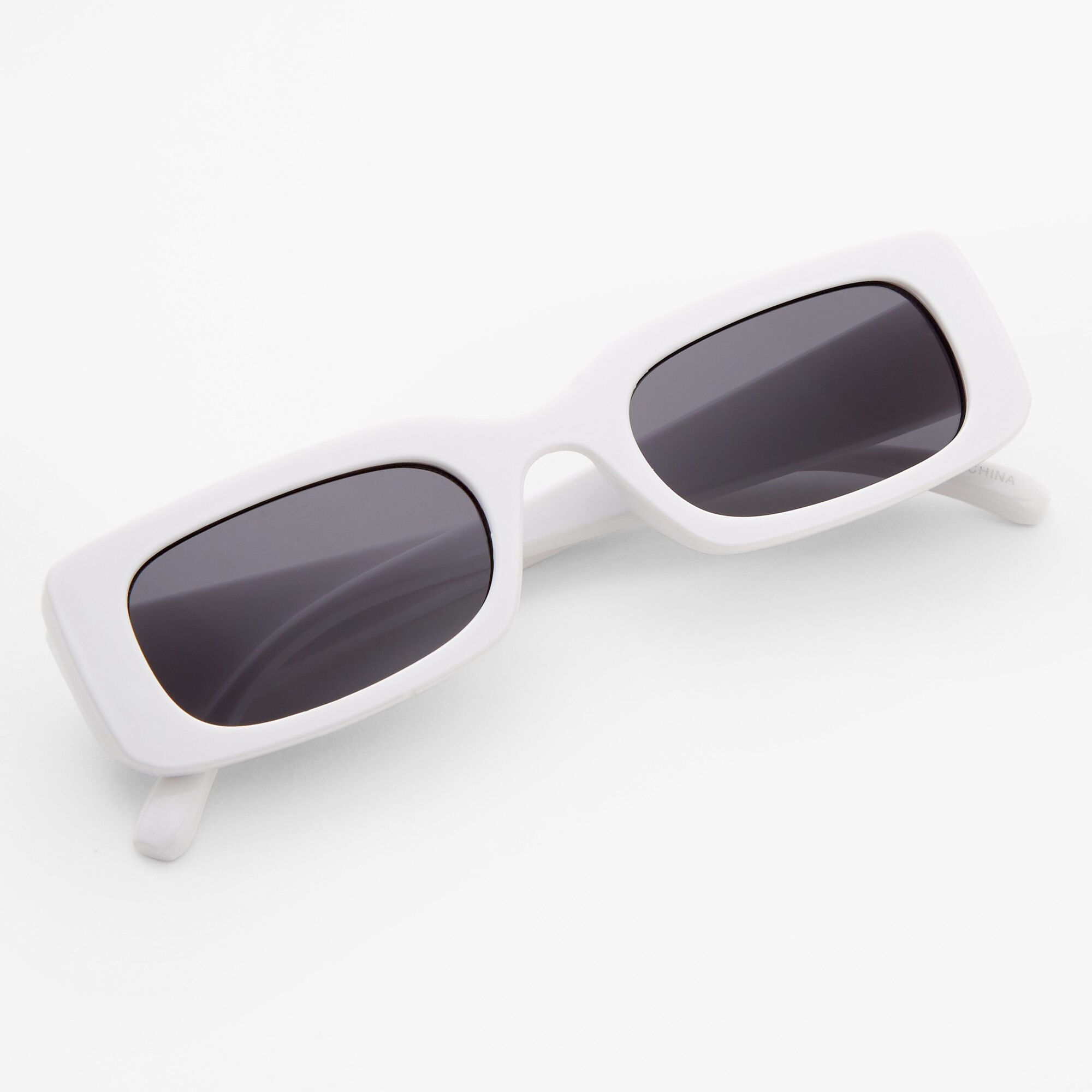 White hotsell small sunglasses
