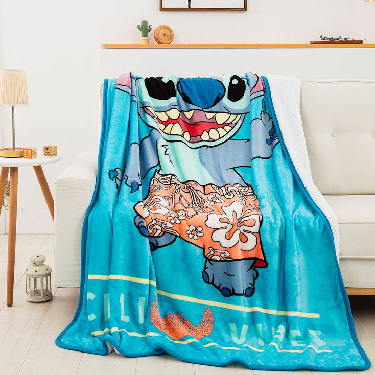 Lilo &amp; Stich Chill Out Silk Touch Sherpa Twin Size &#40;ds&#41;,