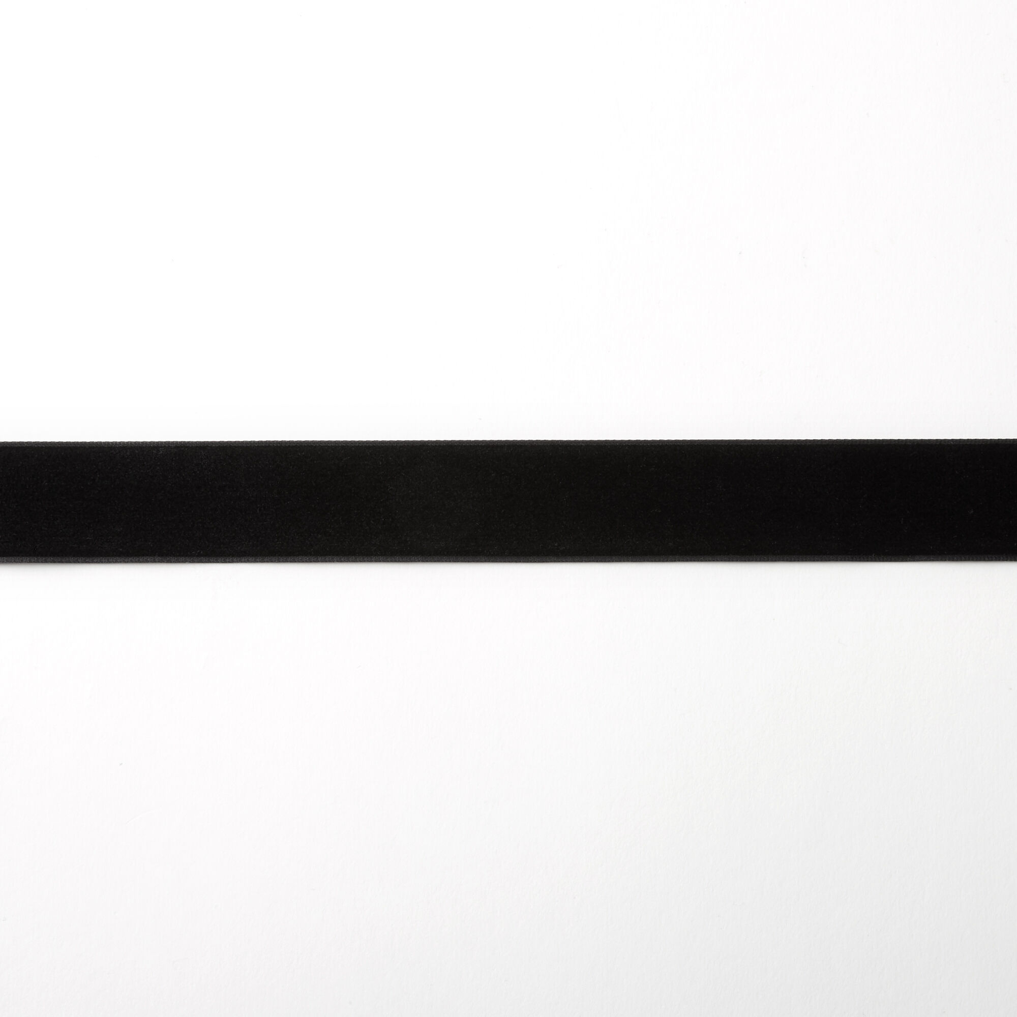 Plain black velvet choker deals