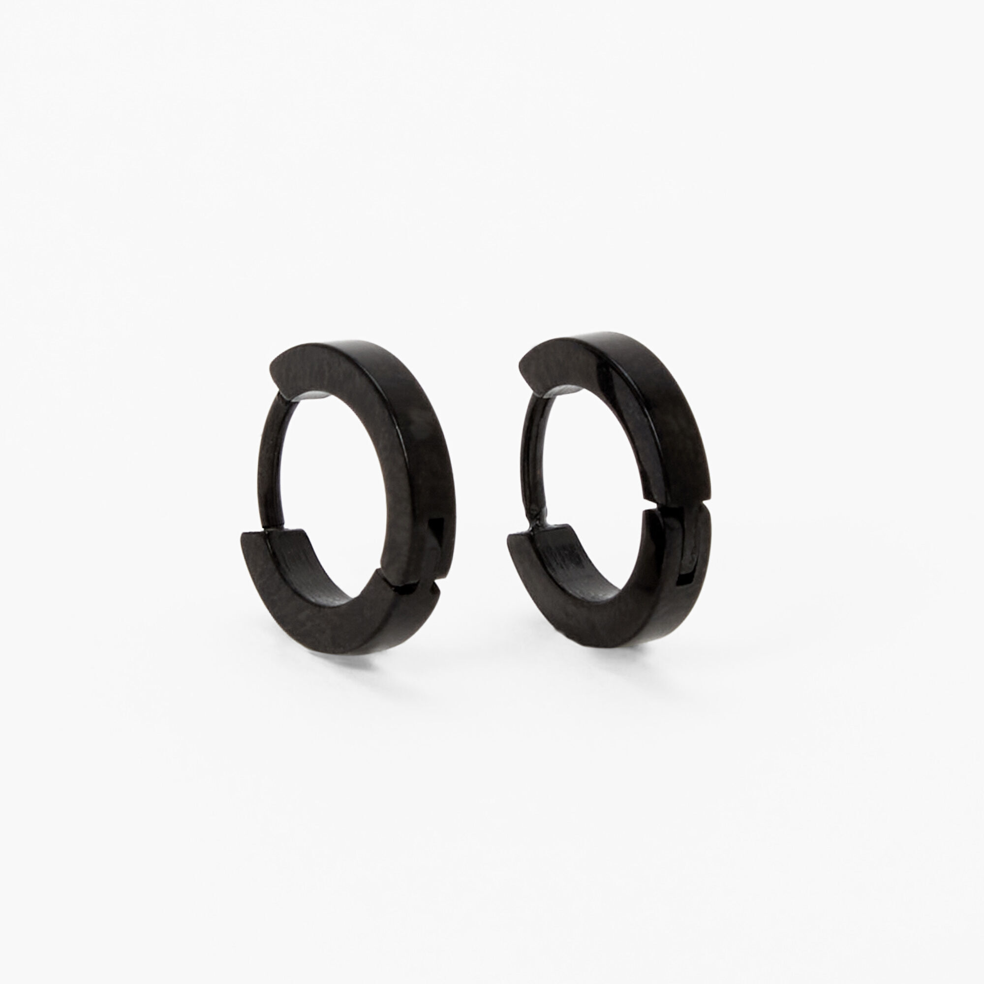 Black earring ring top