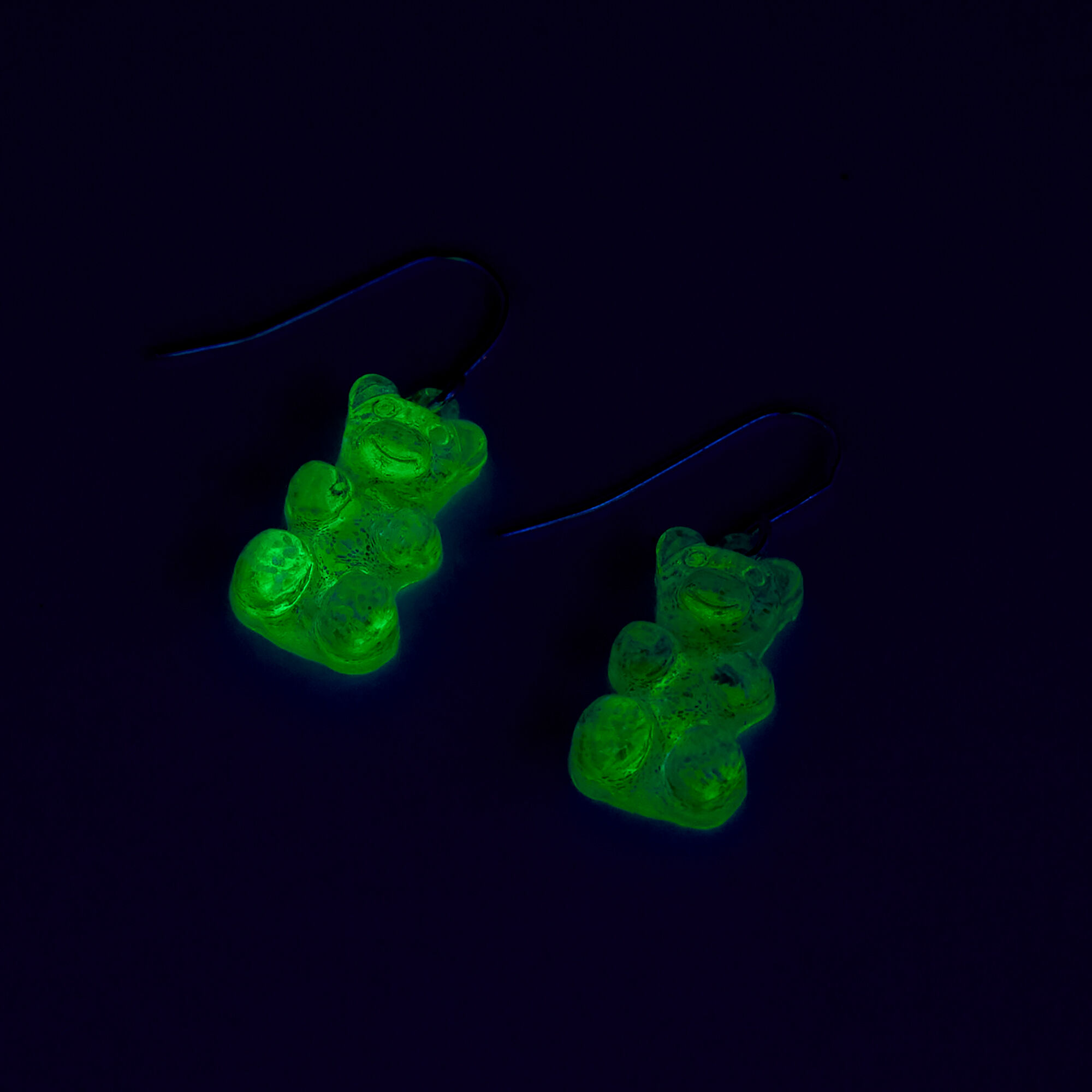 Glow in the dark earrings deals