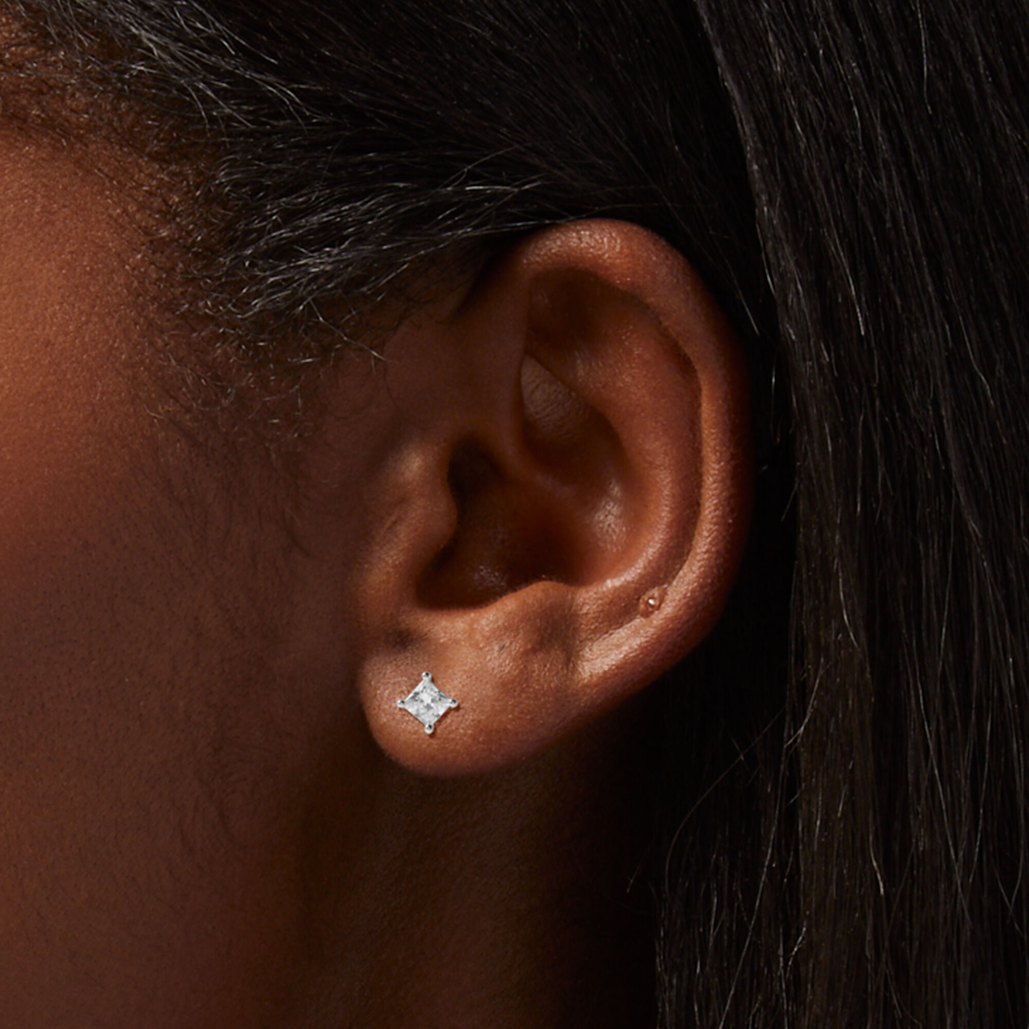 4mm clearance square earrings