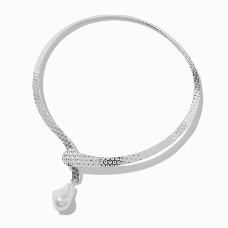 Silver-tone Textured Pearl Rigid Choker Necklace ,