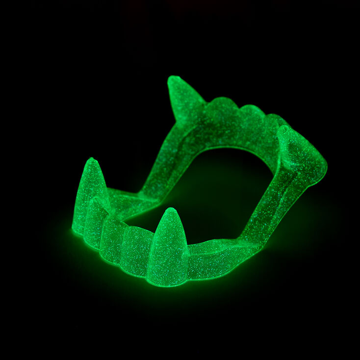 Glow in the Dark Fangs,